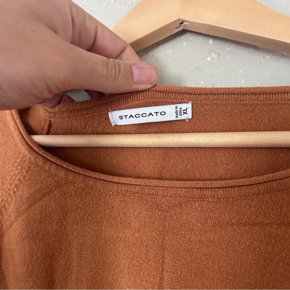 Staccato Tan Long Sleeve Blouse Crewneck Sweater Casual XL Neutral Comfy - Picture 2 of 4